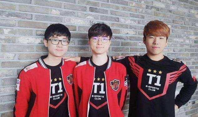 双星缺阵 双星缺阵