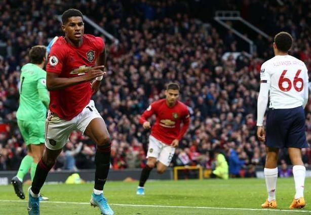 疑是一个辉 疑是一个辉